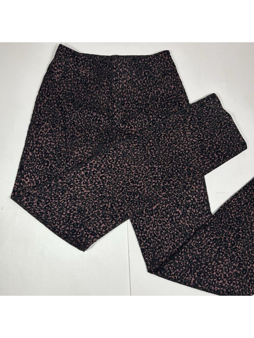 Mesmerize Women Pants Animal Print Velvet Black Pink Straight Leg Stretch Sz 6